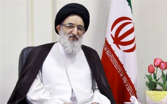 ۲۲ بهمن نماد پیروزی حق برعلیه باطل است