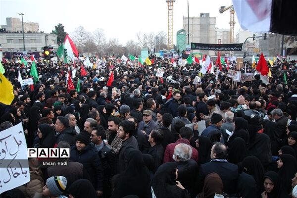 وداع با فرمانده در جوار حرم مطهر رضوی