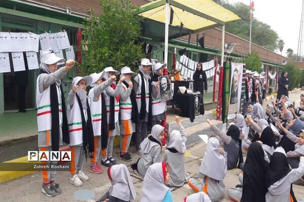 برپایی  کارگاه مهارتی آشنایی با سردار شهید قاسم سلیمانی در دبستان دخترانه اروند ناحیه ۲ اهواز