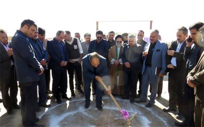 اجرای چهارپروژه عمرانی به مناسبت سالروز سفر رهبری به ابرکوه آغاز شد