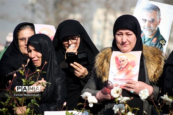 مراسم تشییع پیکر مطهرشهید حاج قاسم سلیمانی و همرزمان شهیدش در تهران