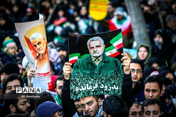 تشییع پیکر شهدای مقاومت در تهران