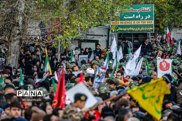 تشییع پیکر شهدای مقاومت در تهران