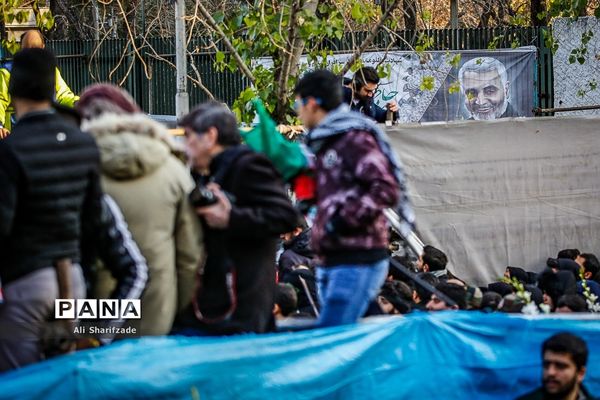 تشییع پیکر شهدای مقاومت در تهران