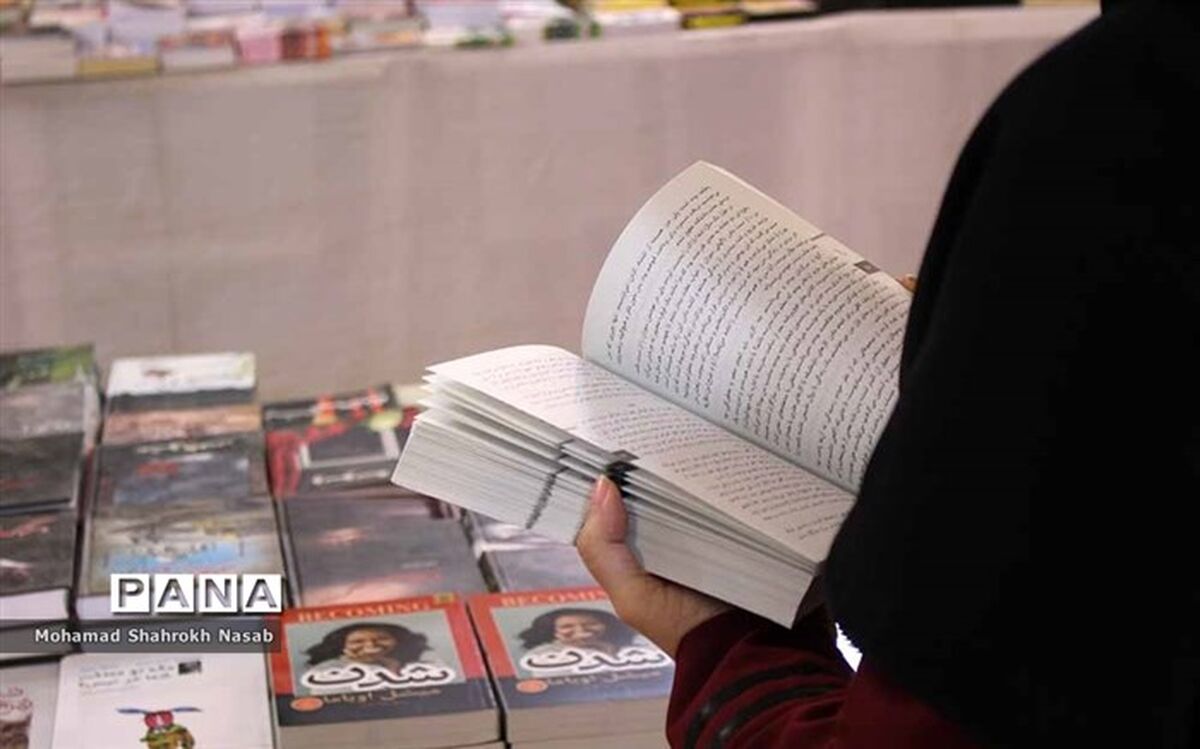 ثبت بیش از ۷۰۰ اثر در دبیرخانه جشنواره کتاب سال فارس