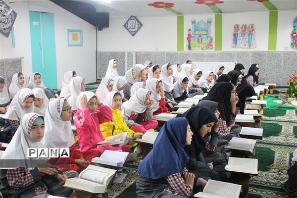 محفل انس با قرآن کریم، در مراسم بزرگداشت سردار رشید اسلام شهید قاسم  سلیمانی