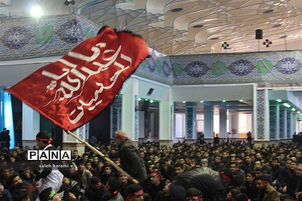 عزاداری فرهنگیان و دانش‌آموزان