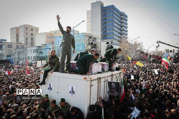 تشییع پیکر شهدای مقاومت در تهران-3