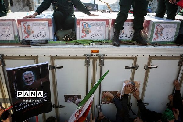 تشییع پیکر شهدای مقاومت در تهران-3