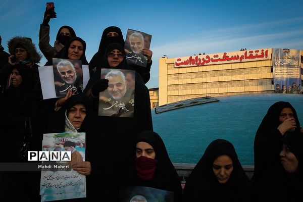 تشییع پیکر شهدای مقاومت در تهران-3