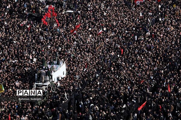 تشییع پیکر شهدای مقاومت در تهران-4