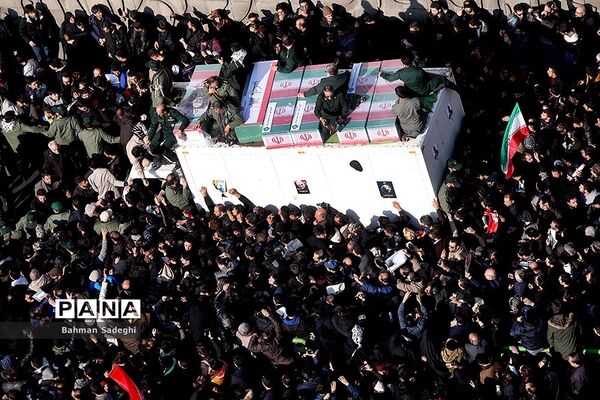 تشییع پیکر شهدای مقاومت در تهران-4