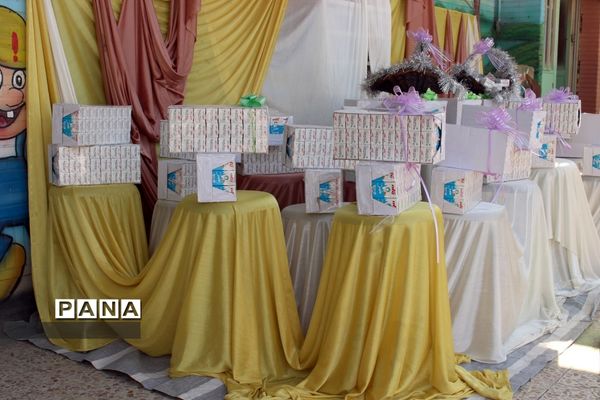 آیین  توزیع شیر رایگان در مدارس خوزستان