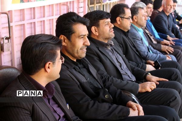 آیین  توزیع شیر رایگان در مدارس خوزستان