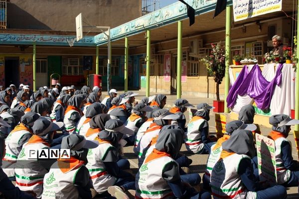 آیین  توزیع شیر رایگان در مدارس خوزستان