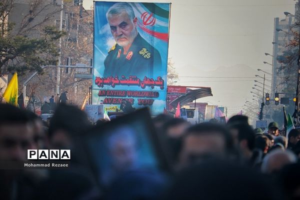 مراسم تشیع پیکر شهید سپهبد قاسم سلیمانی و شهیدان همراهش