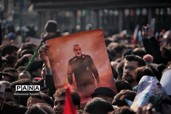 مراسم تشیع پیکر شهید سپهبد قاسم سلیمانی و شهیدان همراهش