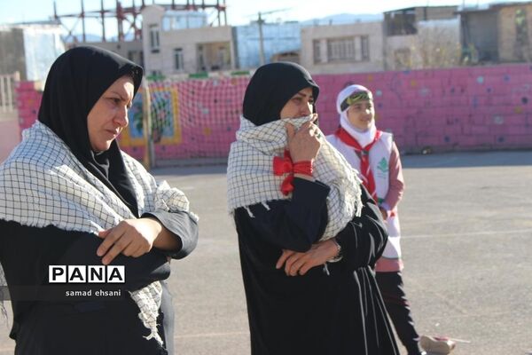 عزاداری دانش آموزان پیشتاز مدرسه جهادگران یاسوج در سوگ سردار دلها