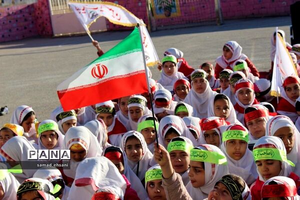 عزاداری دانش آموزان پیشتاز مدرسه جهادگران یاسوج در سوگ سردار دلها