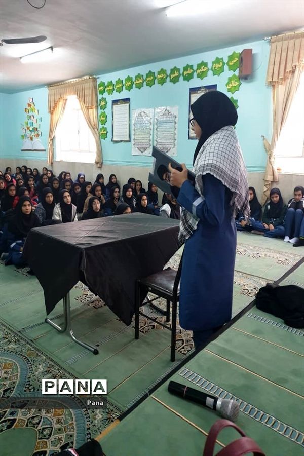 سوگواری دانش‌آموزان پیشتاز فارس در رثای سردار شهید قاسم سلیمانی