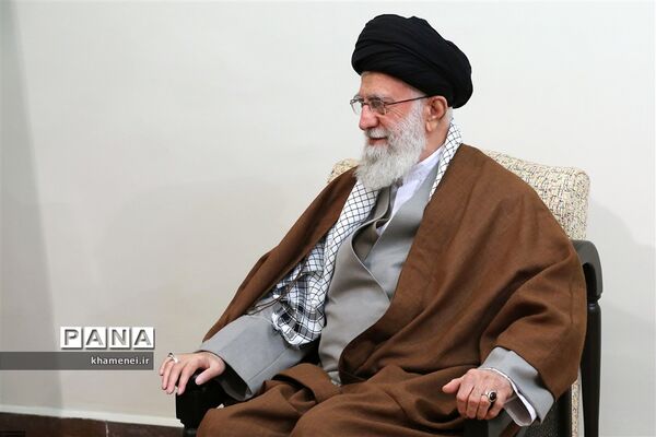 دیدار امیر قطر و هیئت همراه با رهبر معظم انقلاب اسلامی