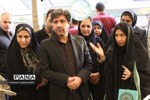 نخستین نمایشگاه فرهنگی، هنری مبارزه با قاچاق کالا در اسلامشهر