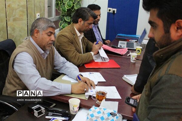 بررسی مدارک قبول شدگان آزمون استخدامی آموزش و پرورش
