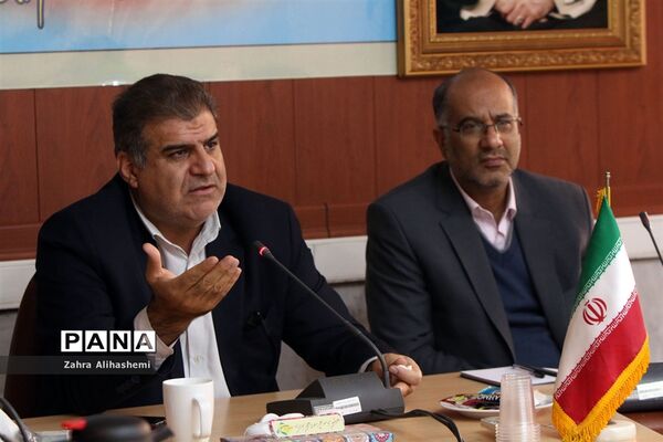 نشست بهره برداری بهینه ازظرفیت امکانات پرورشی در تقویت فعالیت‌های تربیتی