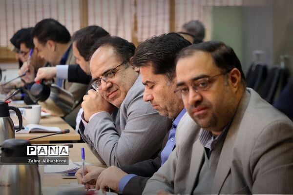 نشست بهره برداری بهینه ازظرفیت امکانات پرورشی در تقویت فعالیت‌های تربیتی