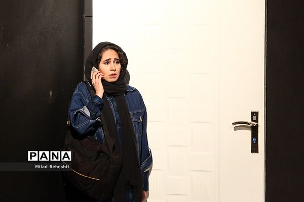 اجرای نمایش «۳/۱۴» در تماشاخانه هامون