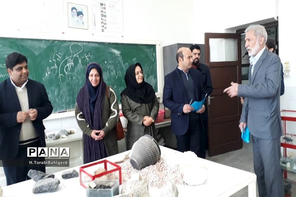 اولین نشست هیات امنای پژوهش سرای دانش‌آموزی جابربن حیان بیرجند