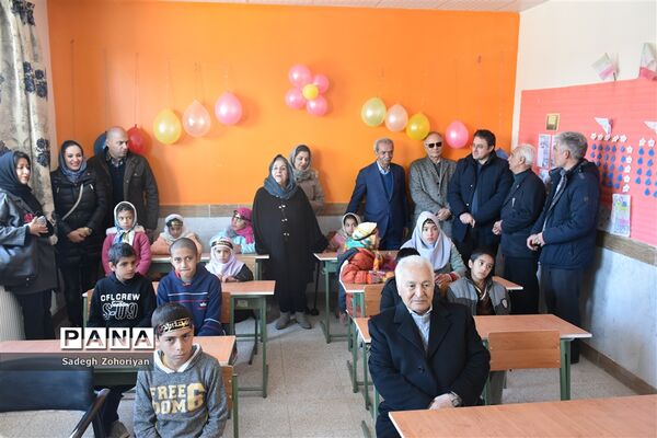 آیین افتتاحیه دبستان  امیرعطاء الله طائفی شاندیز در منطقه تبادکان