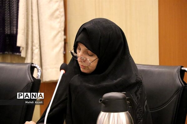 نشست مشترک وزیر آموزش و پرورش با جمعی از خیرین مدرسه ساز استان خراسان رضوی