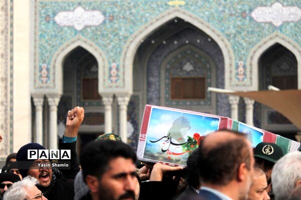 تشییع شهدای سانحه هوایی در قم