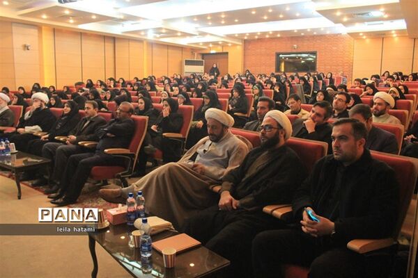 نشست استانی دومین کنگره خانواده در تبریز