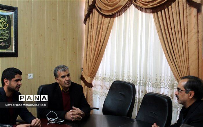تشکیل مرکز نیکوکاری خیرین دانش آموز برای کمک به دانش آموزان معلول، کودکان کار و بد سرپرست