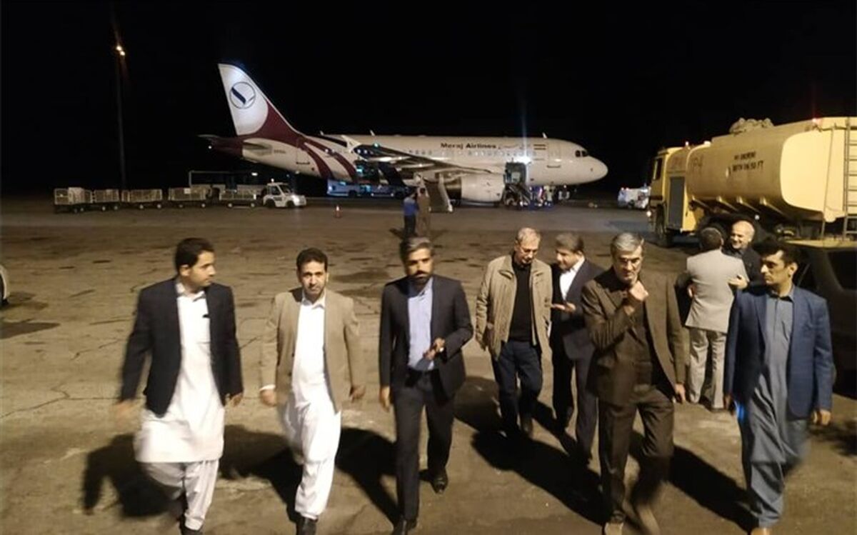 ربیعی: دولت تمام امکاناتش را برای امداد رسانی به مناطق سیل زده بسیج کرده است