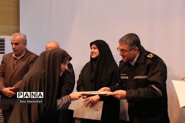 همایش بانوان فرهنگ‌یار ترافیک