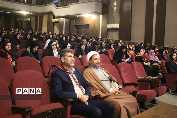همایش بیانیه گام دوم و یاوران انقلاب
