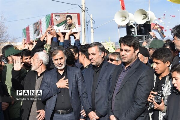 تشییع پیکر شهید سانحه هوایی تهران در بهاباد