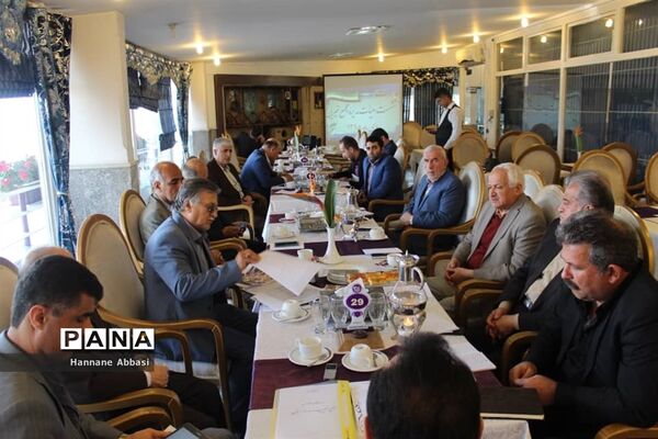 نشست هیأت مدیره مجمع خیرین مازندران