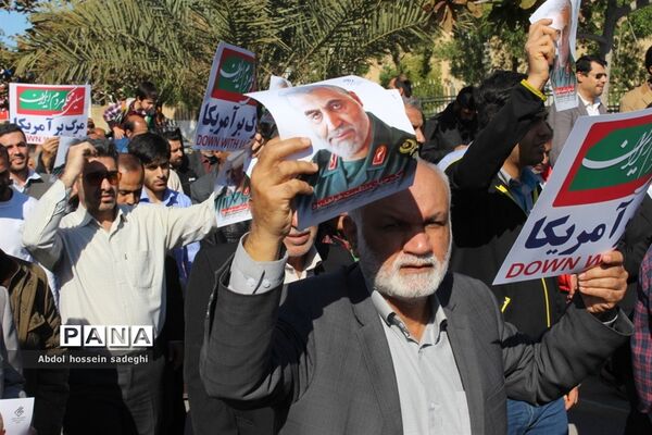 حماسه حضور مردم بوشهر در میثاق با ولایت  حمایت از سپاه و آرمان های انقلاب