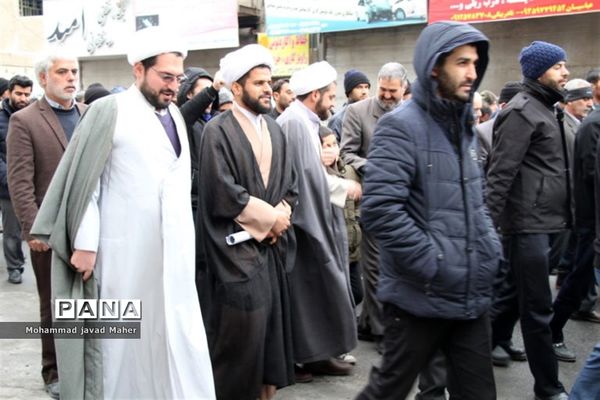 راهپیمایی مردم شهرقدس درحمایت ازسپاه پاسداران