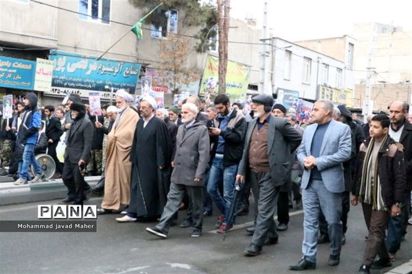 راهپیمایی مردم شهرقدس درحمایت ازسپاه پاسداران