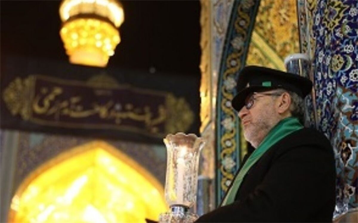 کشیک ۱۳۹ نفر از خادمیاران مهریزی در حرم امام رضا (ع)