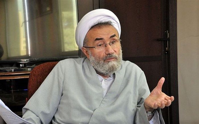 خودملت پنداران