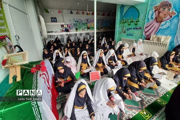 مراسم یادبود سردار سلیمانی در مدرسه شاهد ٢ ملایر