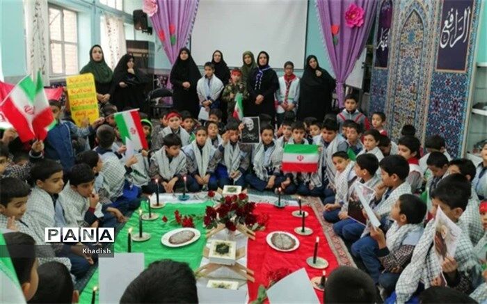 زنده نگه داشتن یاد شهید سلیمانی توسط سرداران کوچک