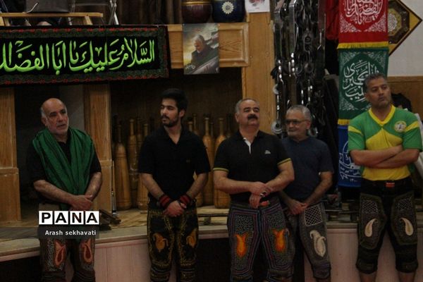 مراسم سالگرد پهلوان تختی در محل زورخانه مالک اشتر بیرجند