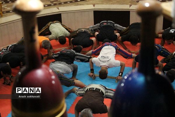 مراسم سالگرد پهلوان تختی در محل زورخانه مالک اشتر بیرجند